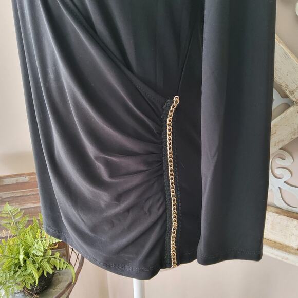 Nine West Women's Faux Wrap Chain Detail Surplice Top in Black - Picture 4 of 10